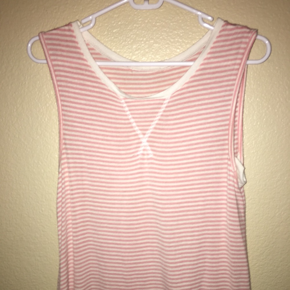 Basic white and pink tank top